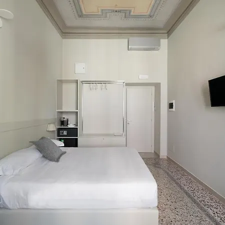 Cityaus Termini Rom