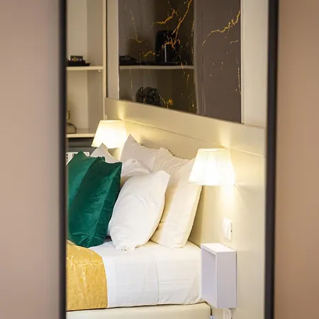 Iron Cityaus Termini Рим